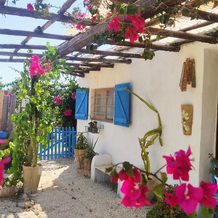 Sweet Old House Apartment Marsala Exterior photo
